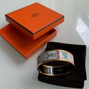 100% Authentic Hermes Rose Gold Bangle 62